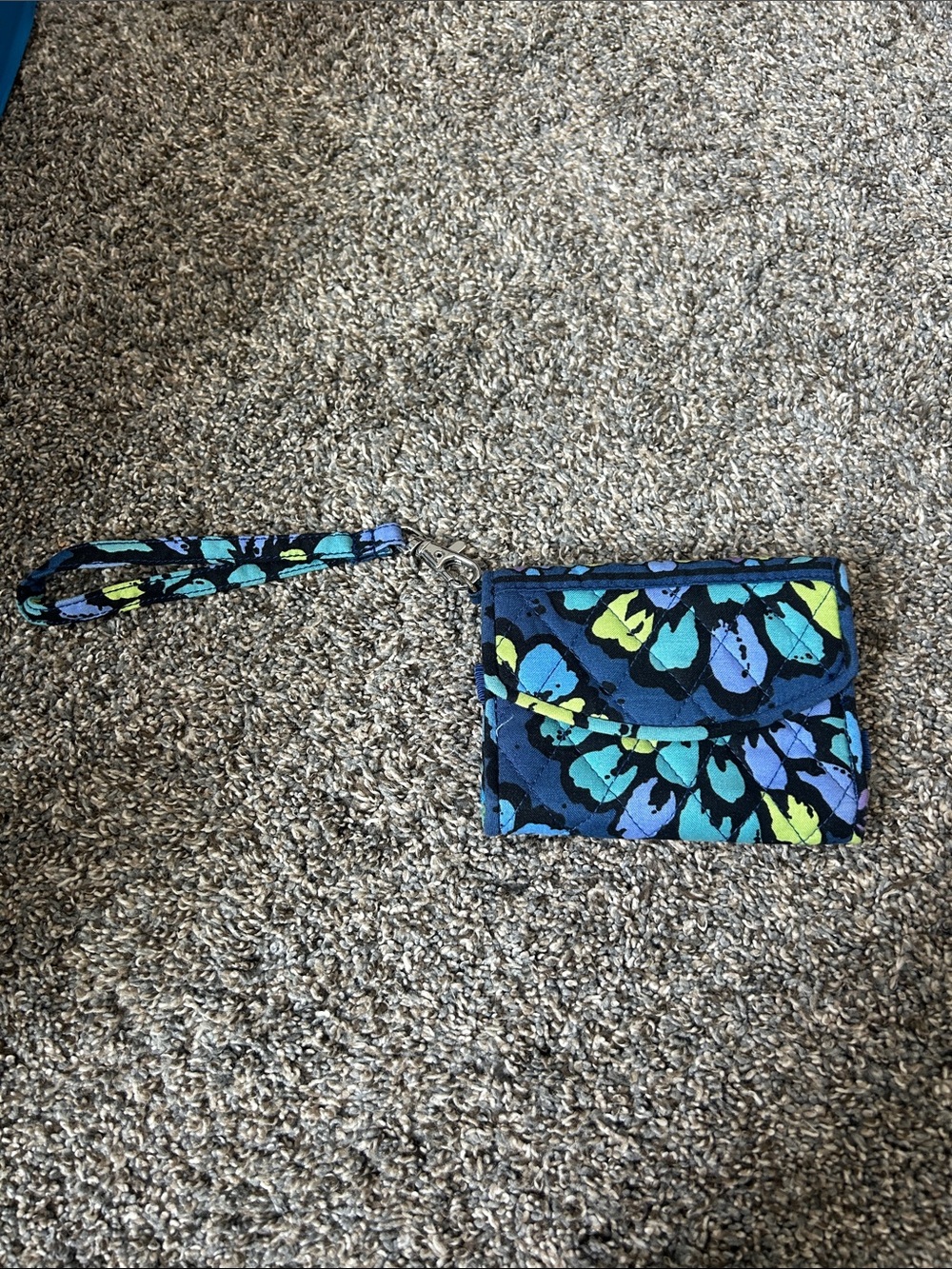 Vera Bradley Floral Wristlet Card Case in Navy, Teal & Lime